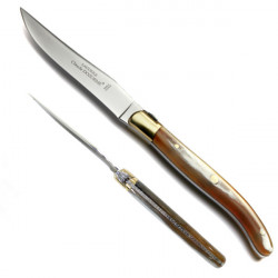 Hellem Horngriff Messer. Französisch hergestellt